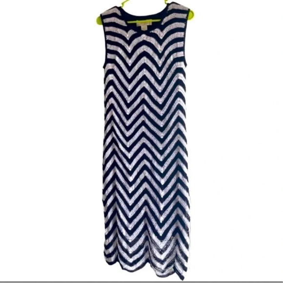 Dresses & Skirts - KROSHETTA by Papillon Handmade Knit Dress Size PXL